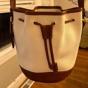 Coach rare vintage 1994 Sheridan Newberry bucket bag, white & tan